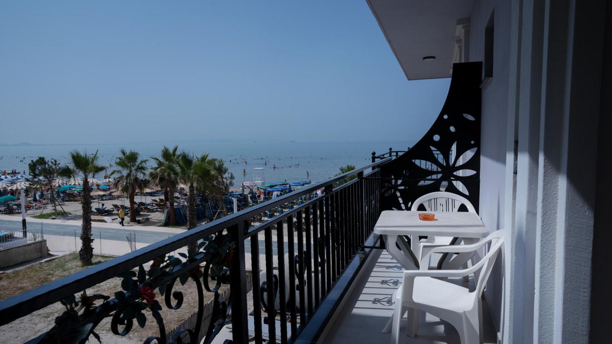 Saly