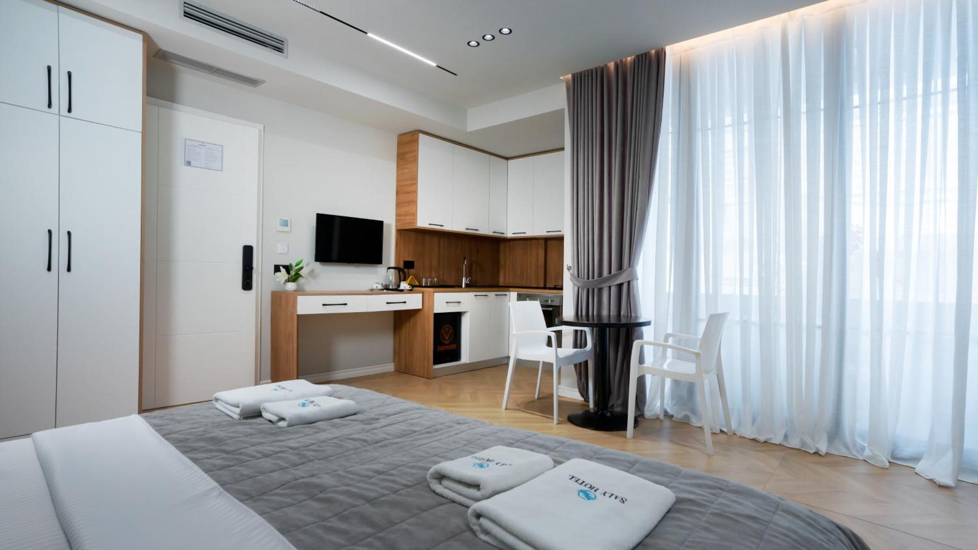 Hotel Saly