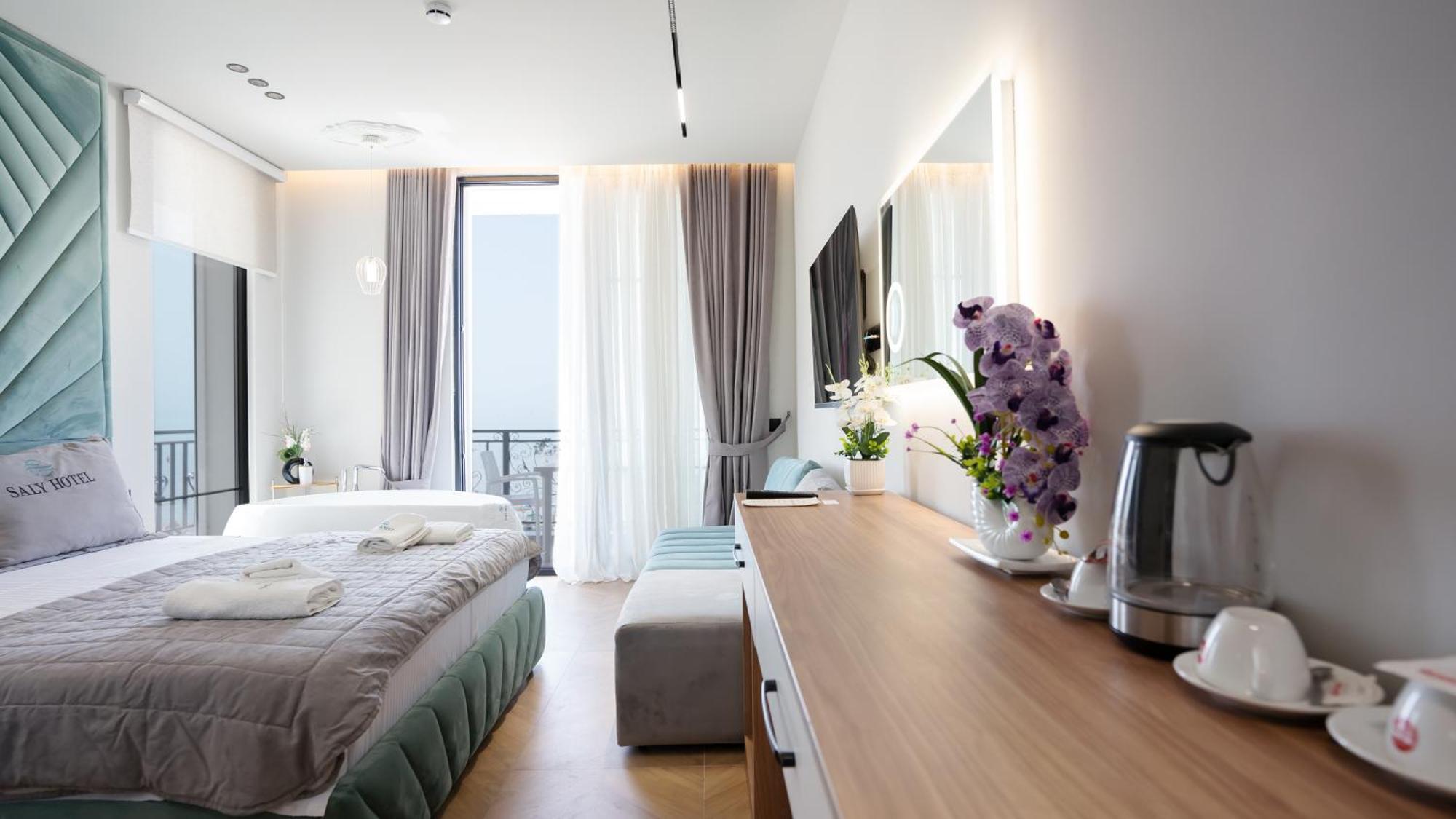 Hotel Saly Durres