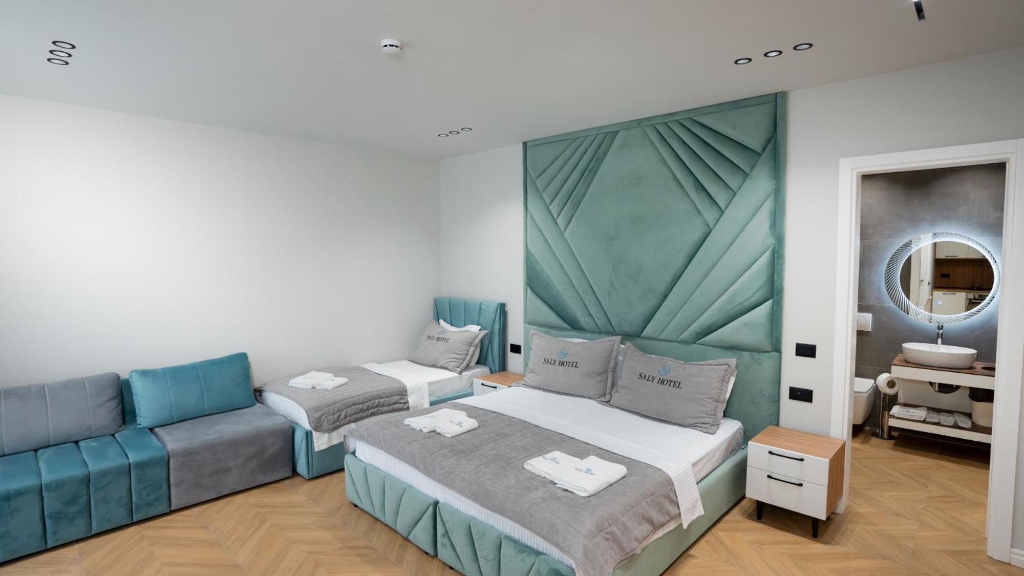 Hotel Saly Durres