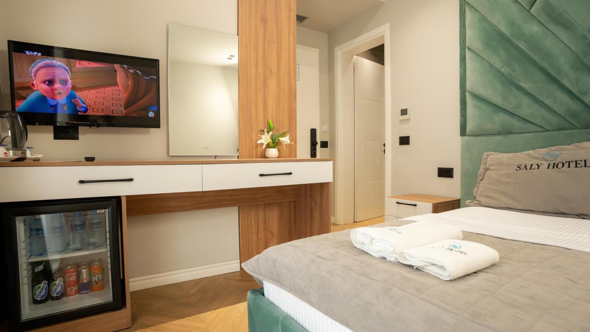 Saly Hotel Durres